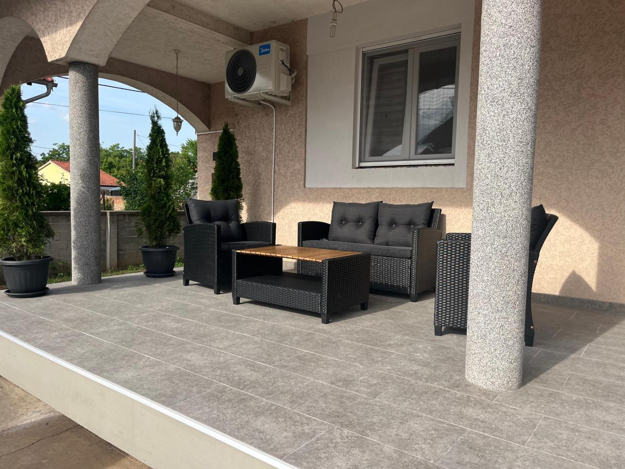 Beoair Apartments Surčin Exterior foto