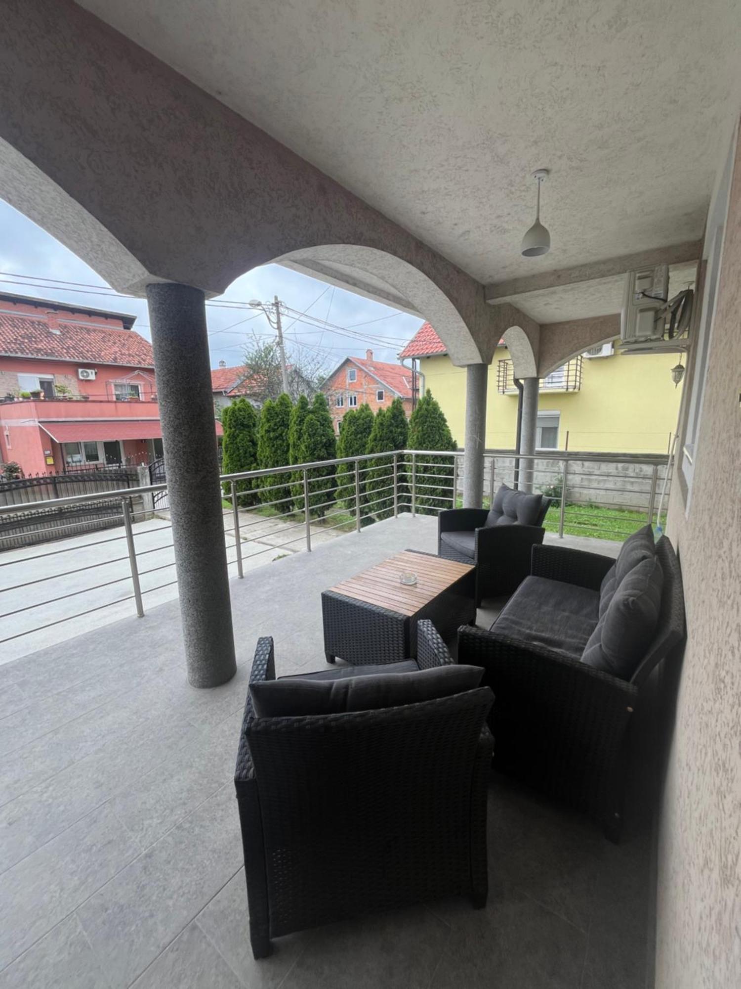 Beoair Apartments Surčin Exterior foto